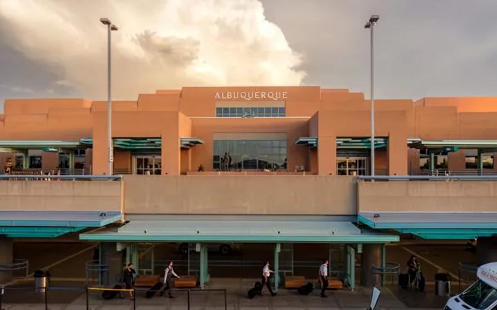 Book affordable flight tickets to Albuquerque 