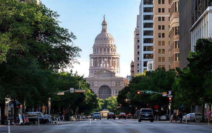 Book cheap flight tickets to Austin