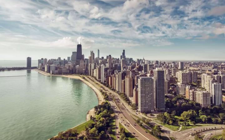 Book cheap flight tickets to Chicago
